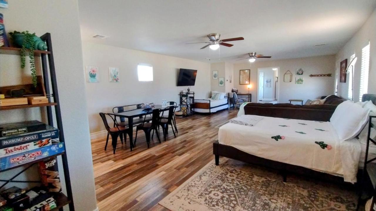 Falcon Cottage Pahrump Exterior photo